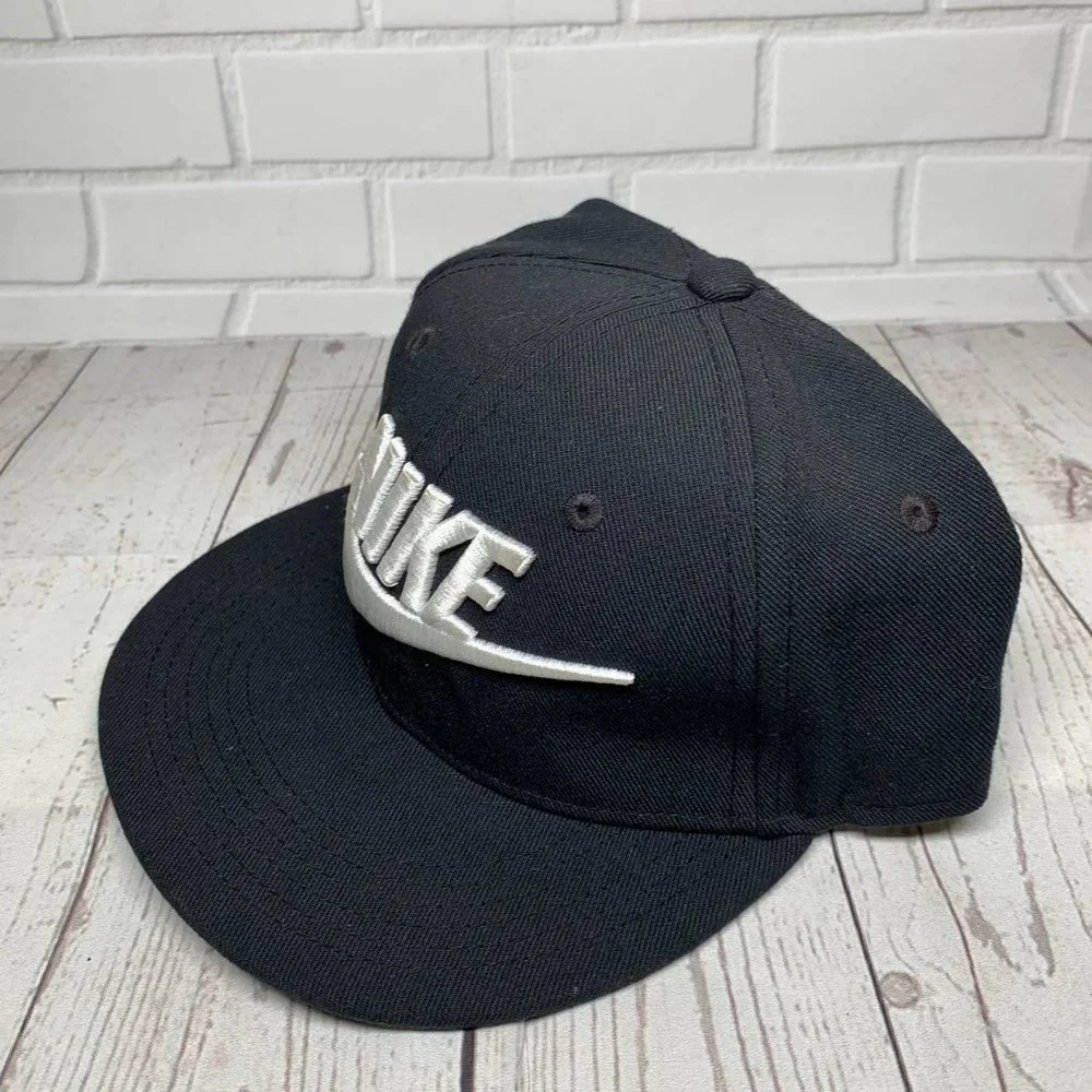 Nike‎ Youth/kid Swoosh Sportswear Classic Hat Snapback Cap Black
